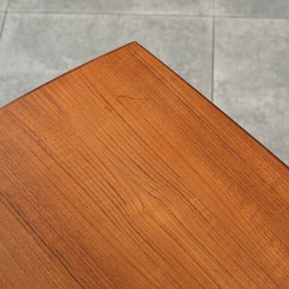 デンマークヴィンテージ ソーイングテーブル