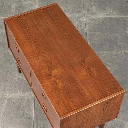 デンマークヴィンテージ チェスト