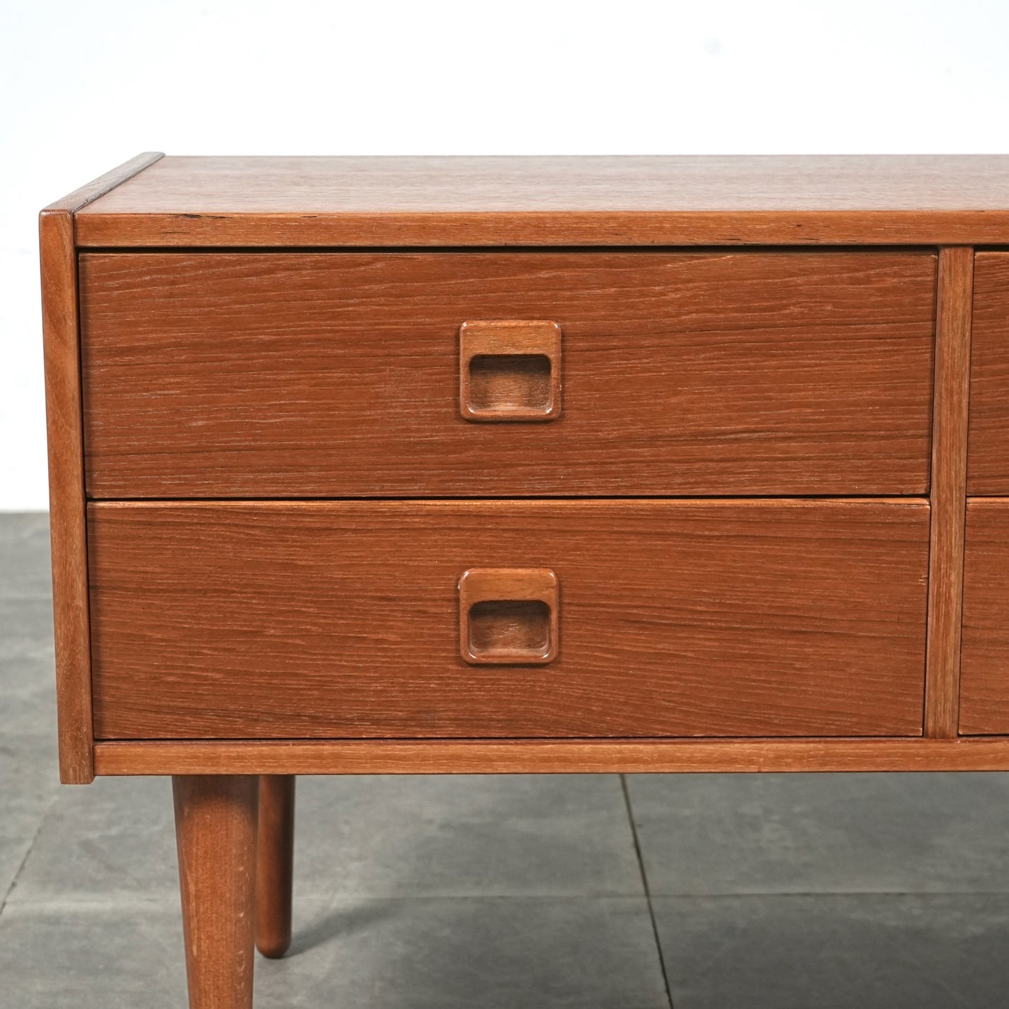 デンマークヴィンテージ チェスト