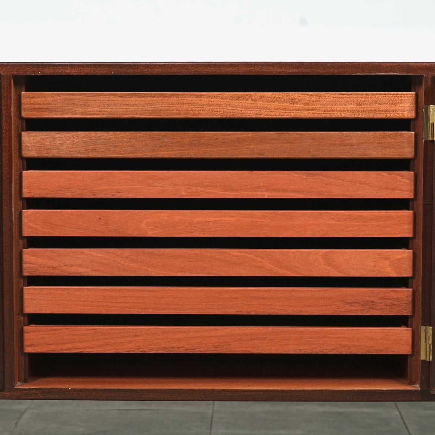 【Ole Wanscher】Rungstedlund サイドボード