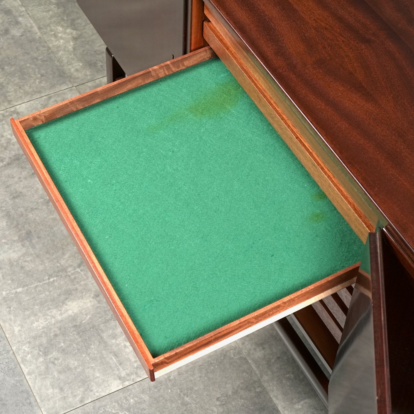 【Ole Wanscher】Rungstedlund サイドボード