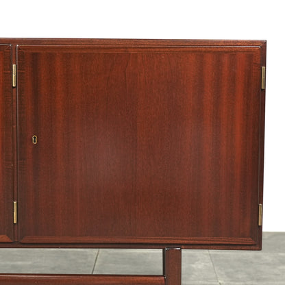 【Ole Wanscher】Rungstedlund サイドボード