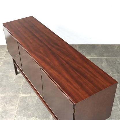 【Ole Wanscher】Rungstedlund サイドボード