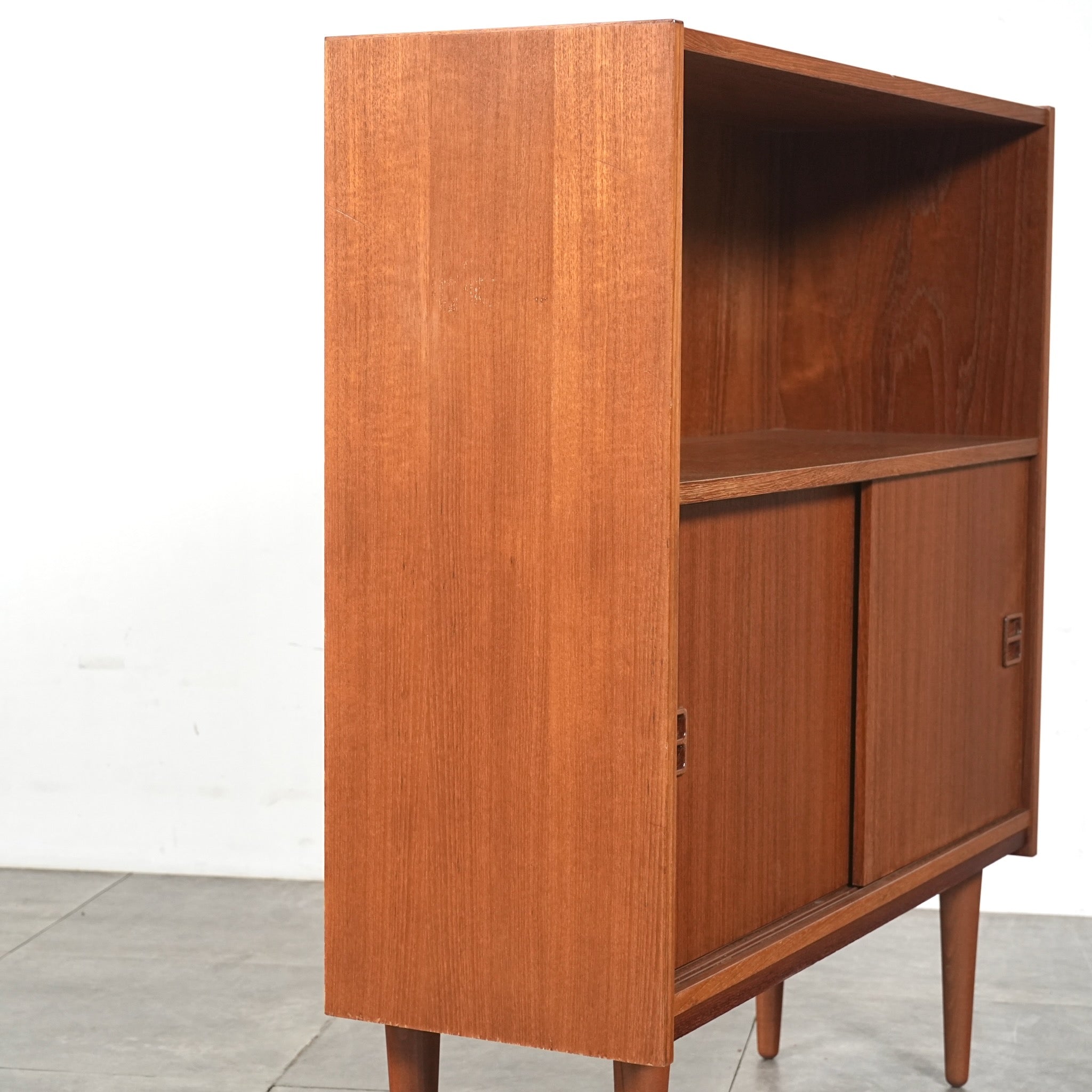 デンマークヴィンテージ キャビネット – TIME HYPE