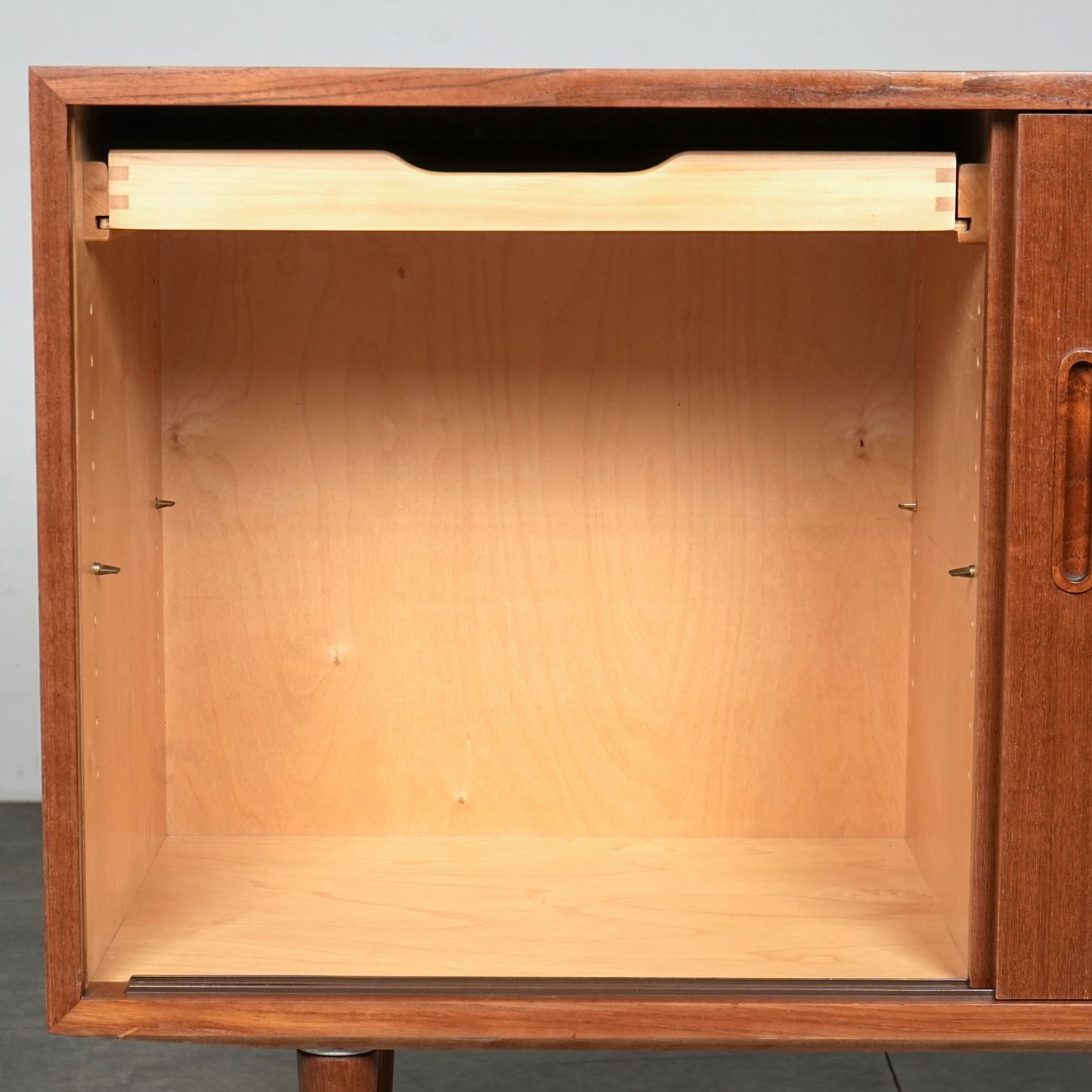 【Hundevad＆Co / Carlo Jensen】ヴィンテージ サイドボード