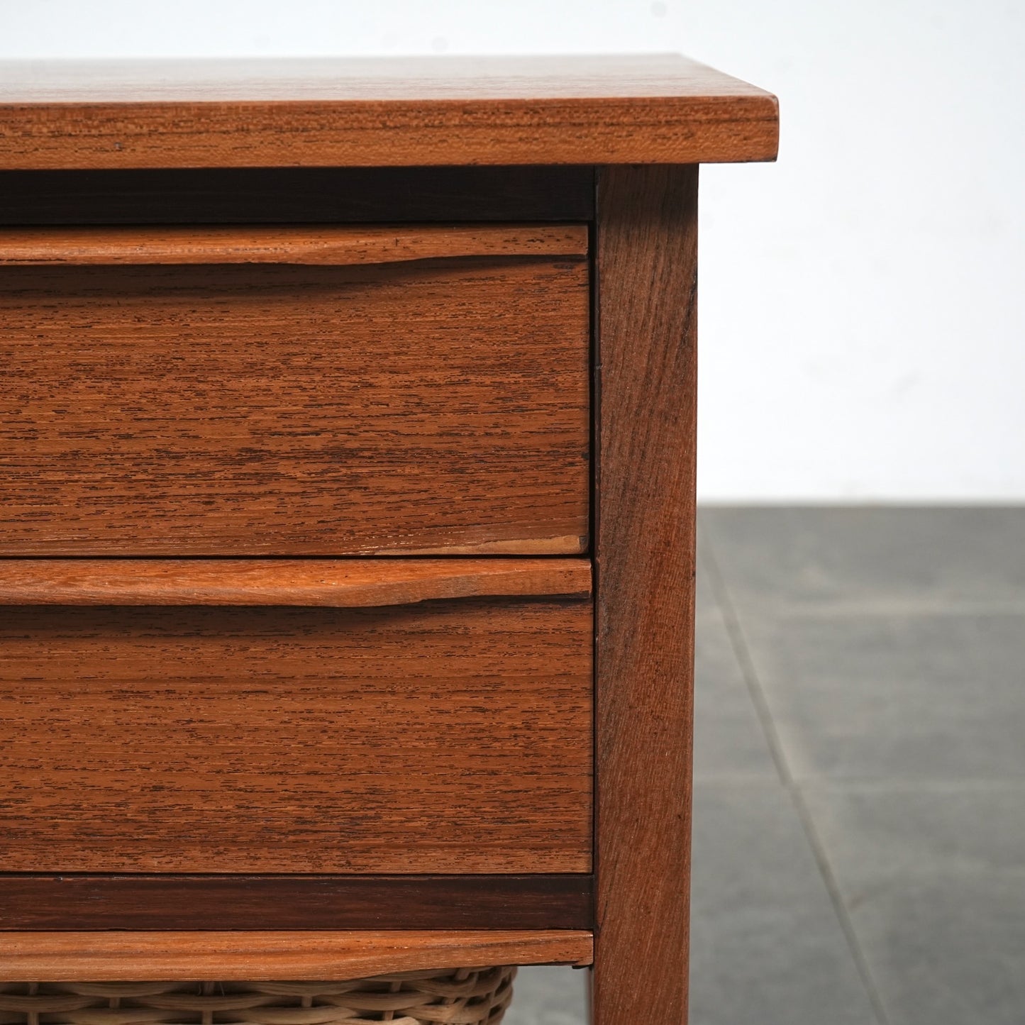 デンマークヴィンテージ ソーイングテーブル