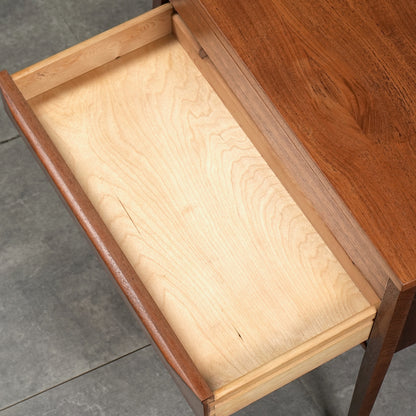 デンマークヴィンテージ ソーイングテーブル