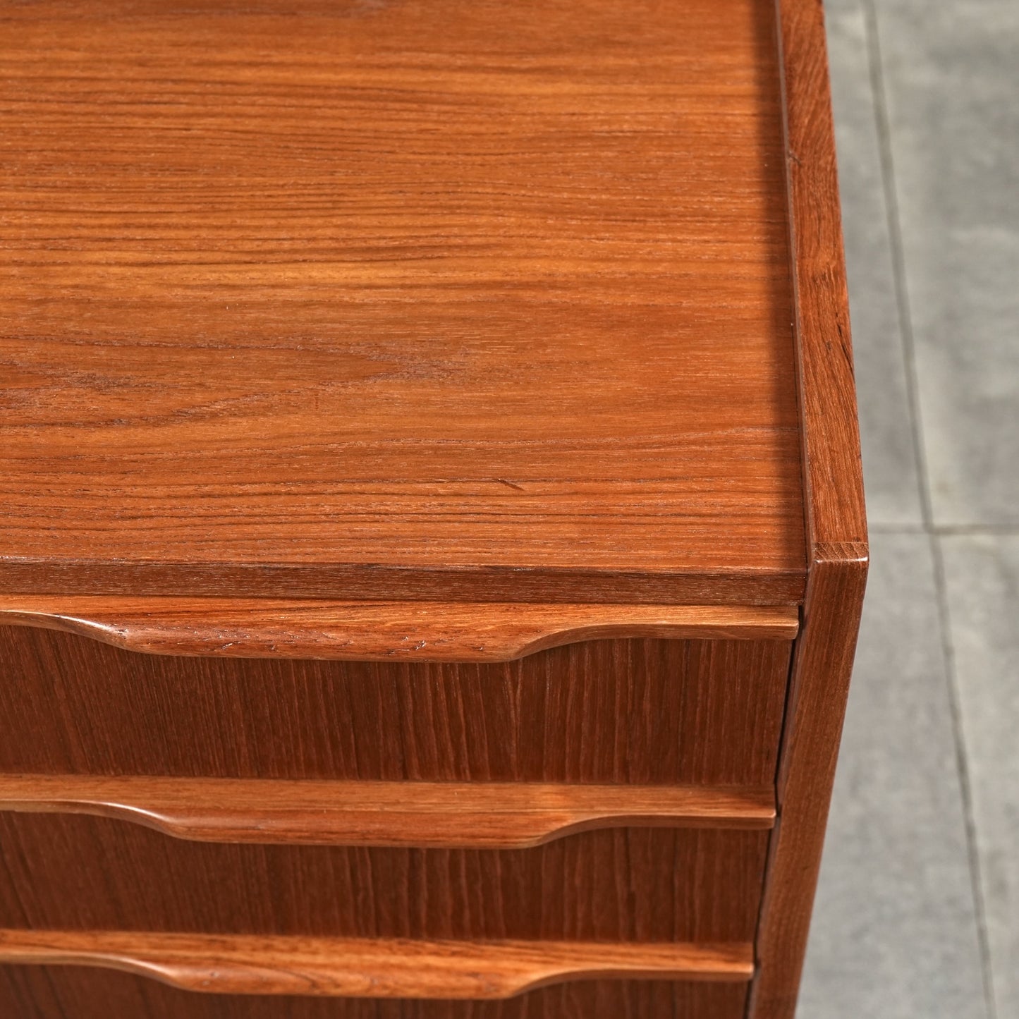 デンマークヴィンテージ チェスト