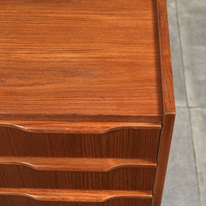 デンマークヴィンテージ チェスト