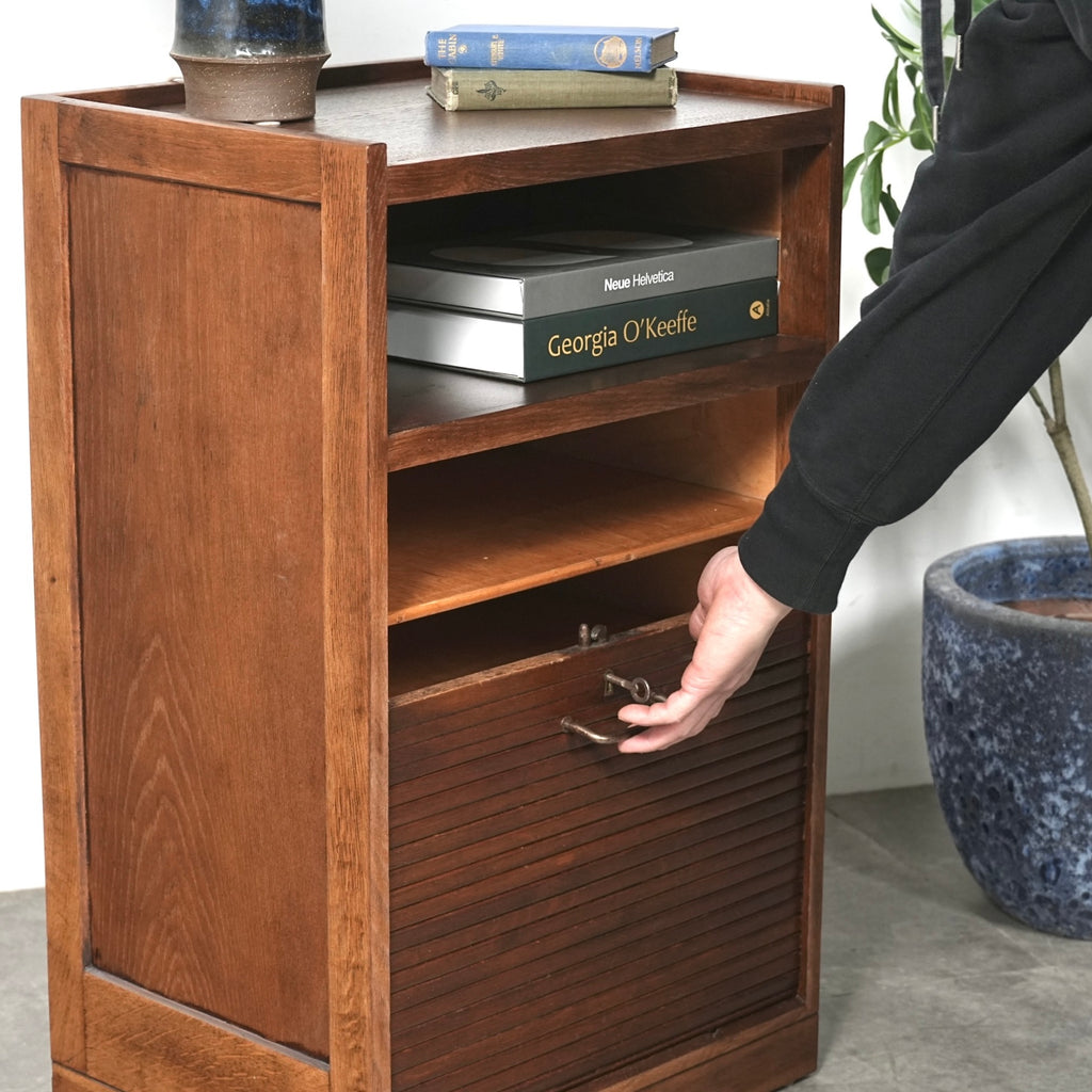 デンマークヴィンテージ ファイリングキャビネット(蛇腹扉)