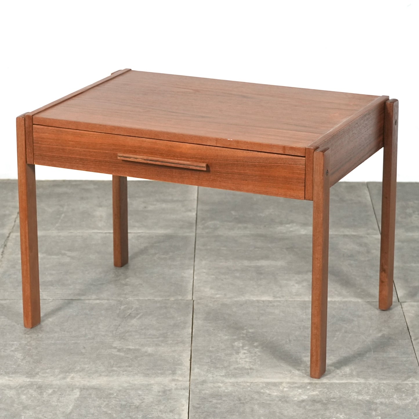 デンマークヴィンテージ サイドテーブル