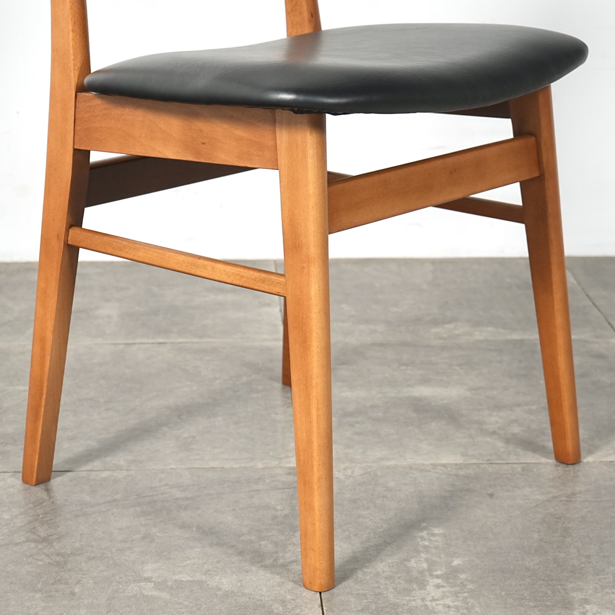 Farstrup】ヴィンテージ ダイニングチェア【張替済】 – TIME HYPE