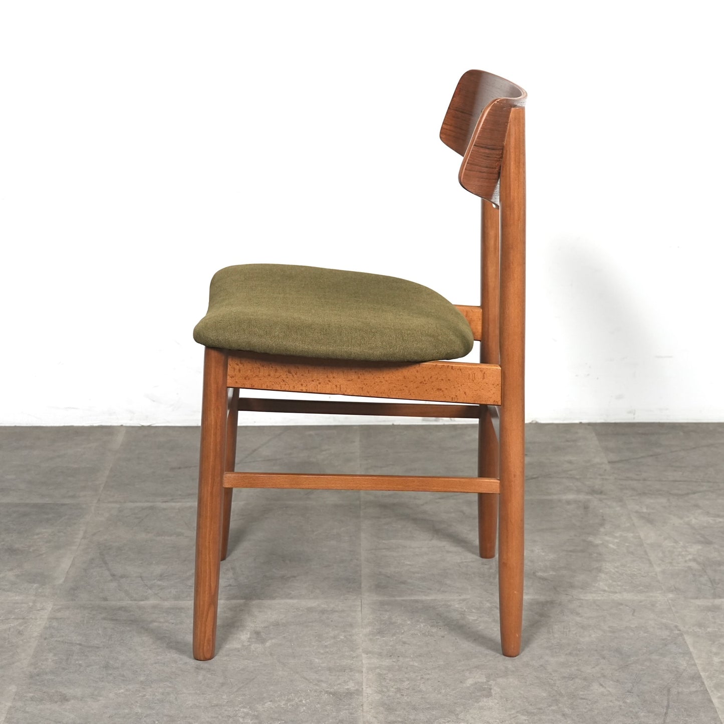 デンマークヴィンテージ ダイニングチェア【張替済】