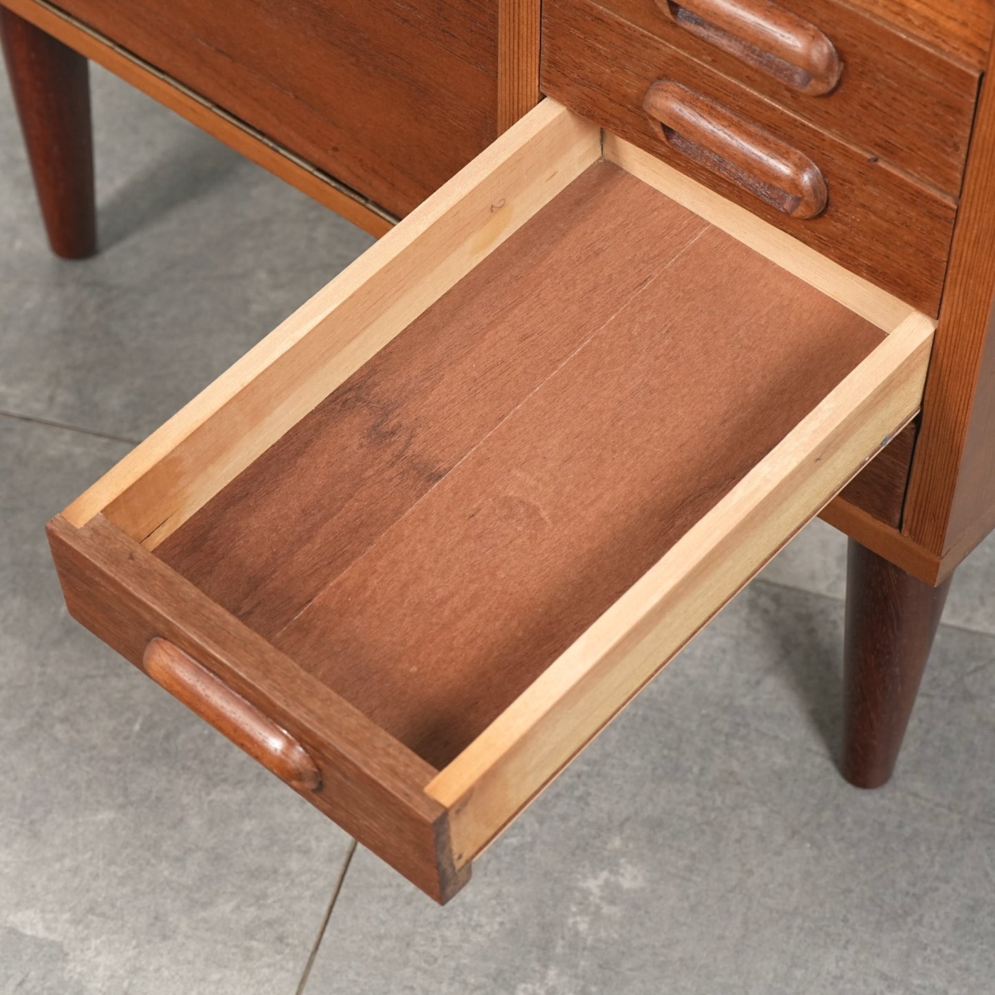 デンマークヴィンテージ キャビネット