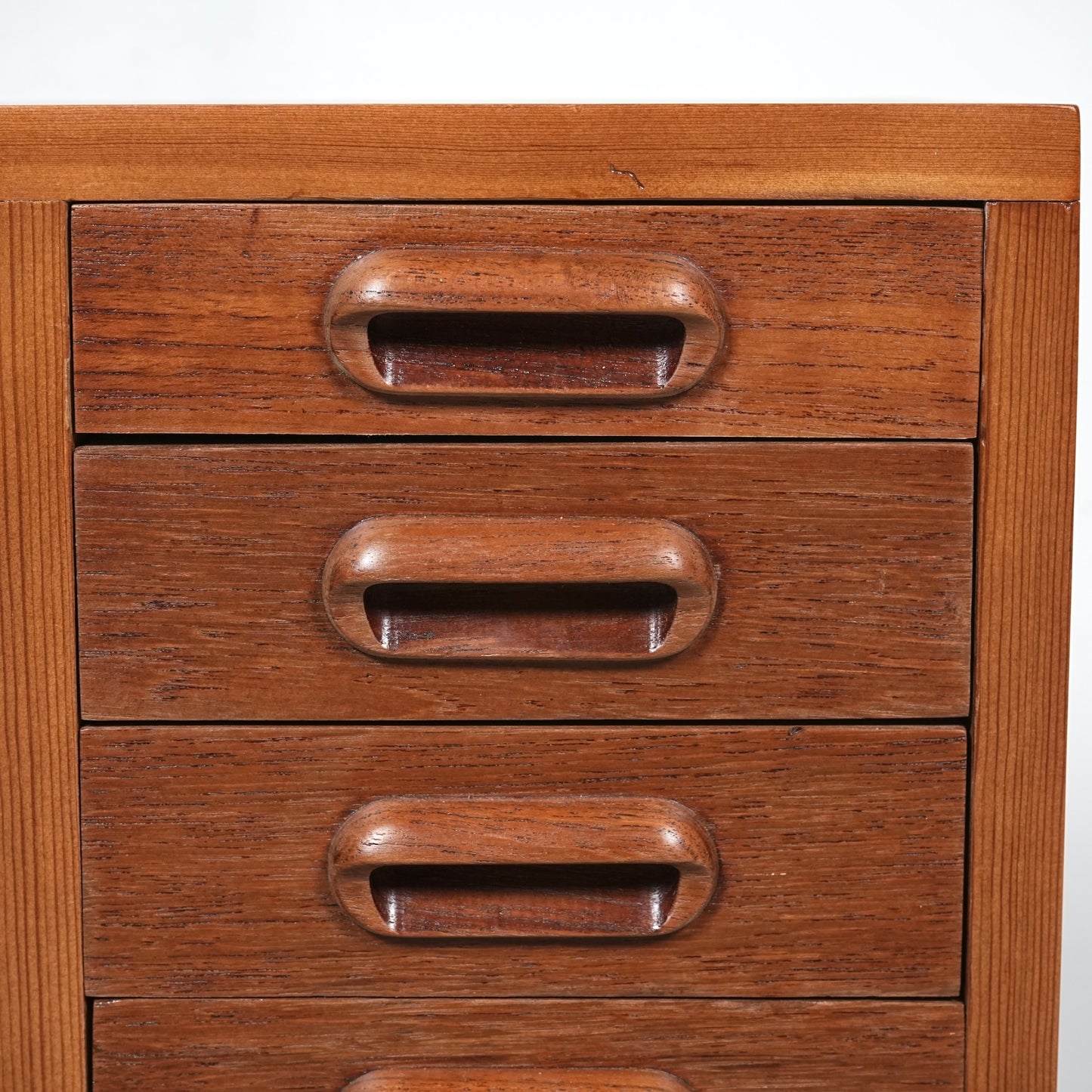 デンマークヴィンテージ キャビネット