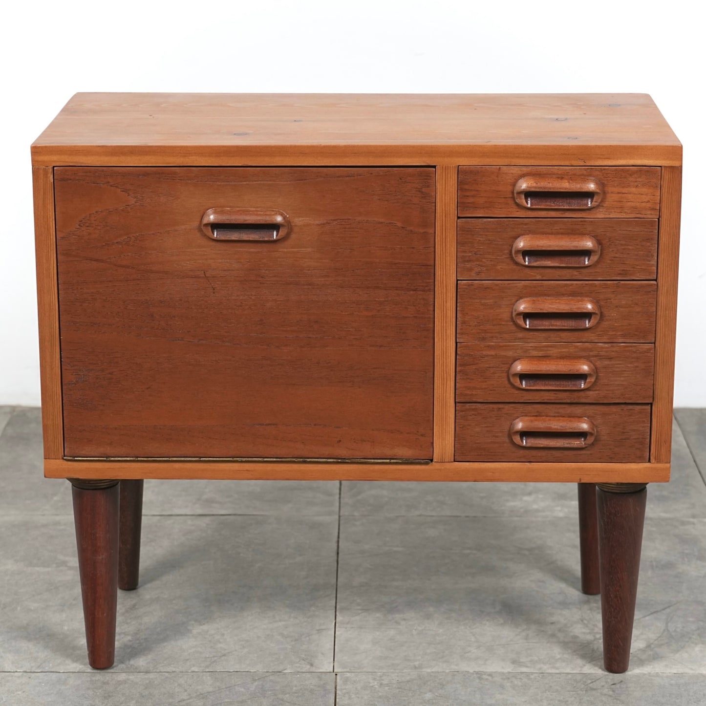 デンマークヴィンテージ キャビネット