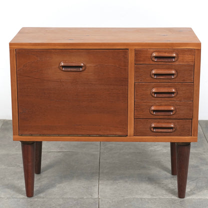 デンマークヴィンテージ キャビネット