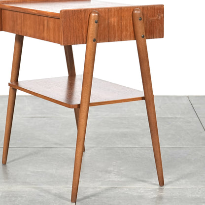 【AB Carlstrom & Co Mobelfabrik】サイドテーブル