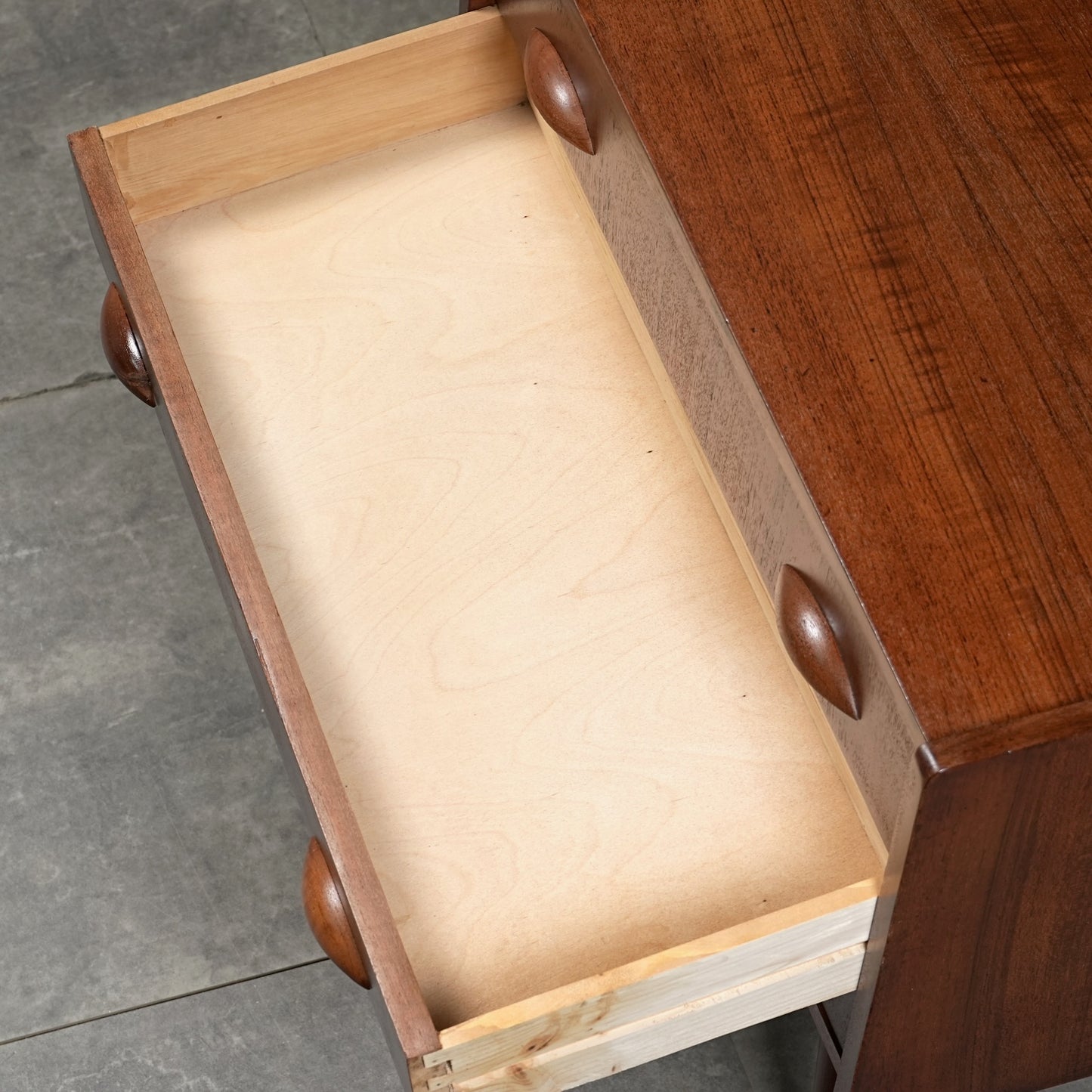 デンマークヴィンテージ チェスト