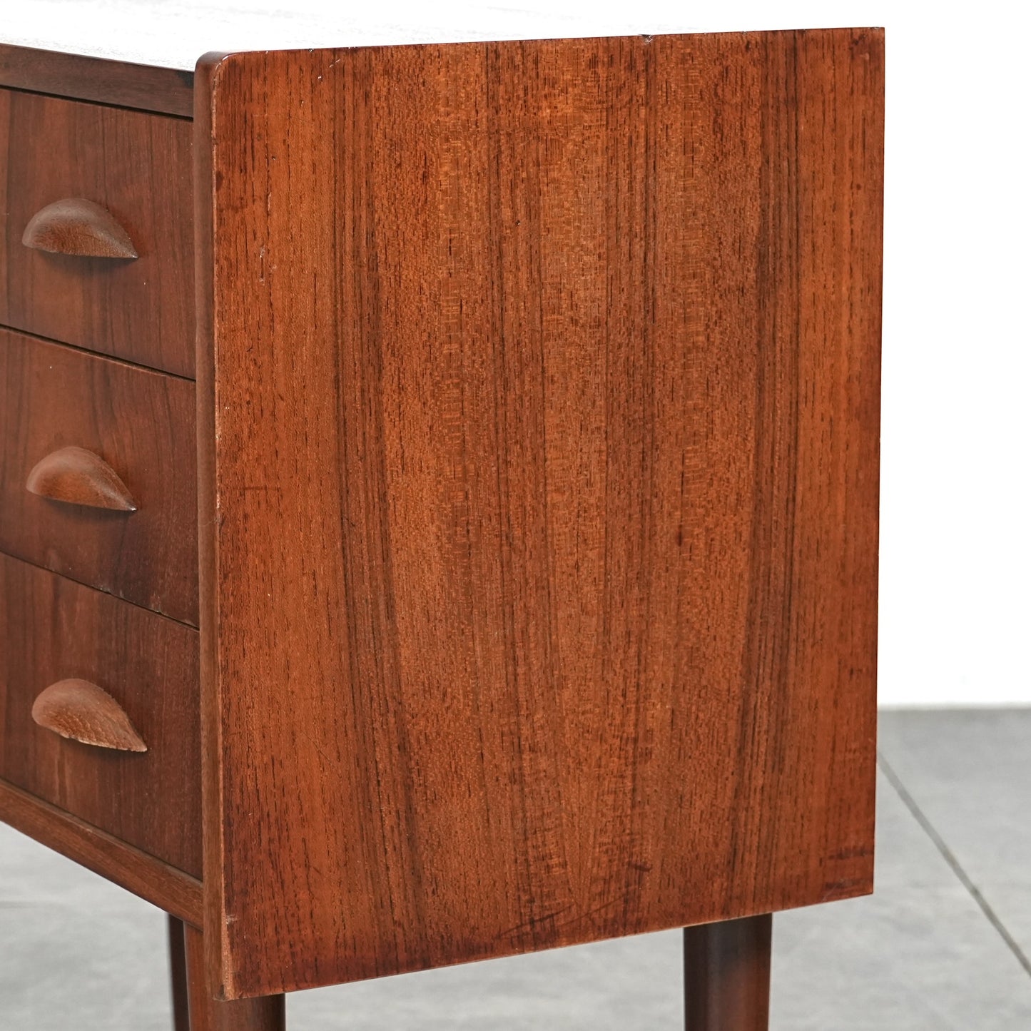 デンマークヴィンテージ チェスト