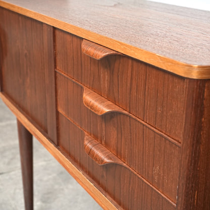 デンマークヴィンテージ キャビネット