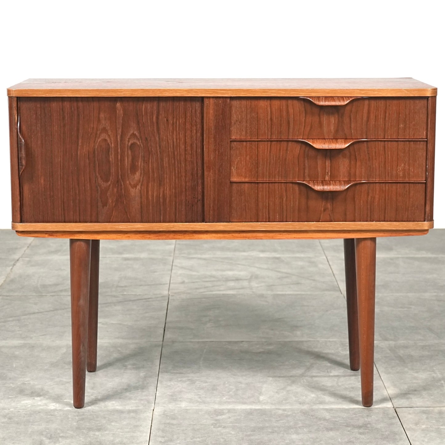 デンマークヴィンテージ キャビネット