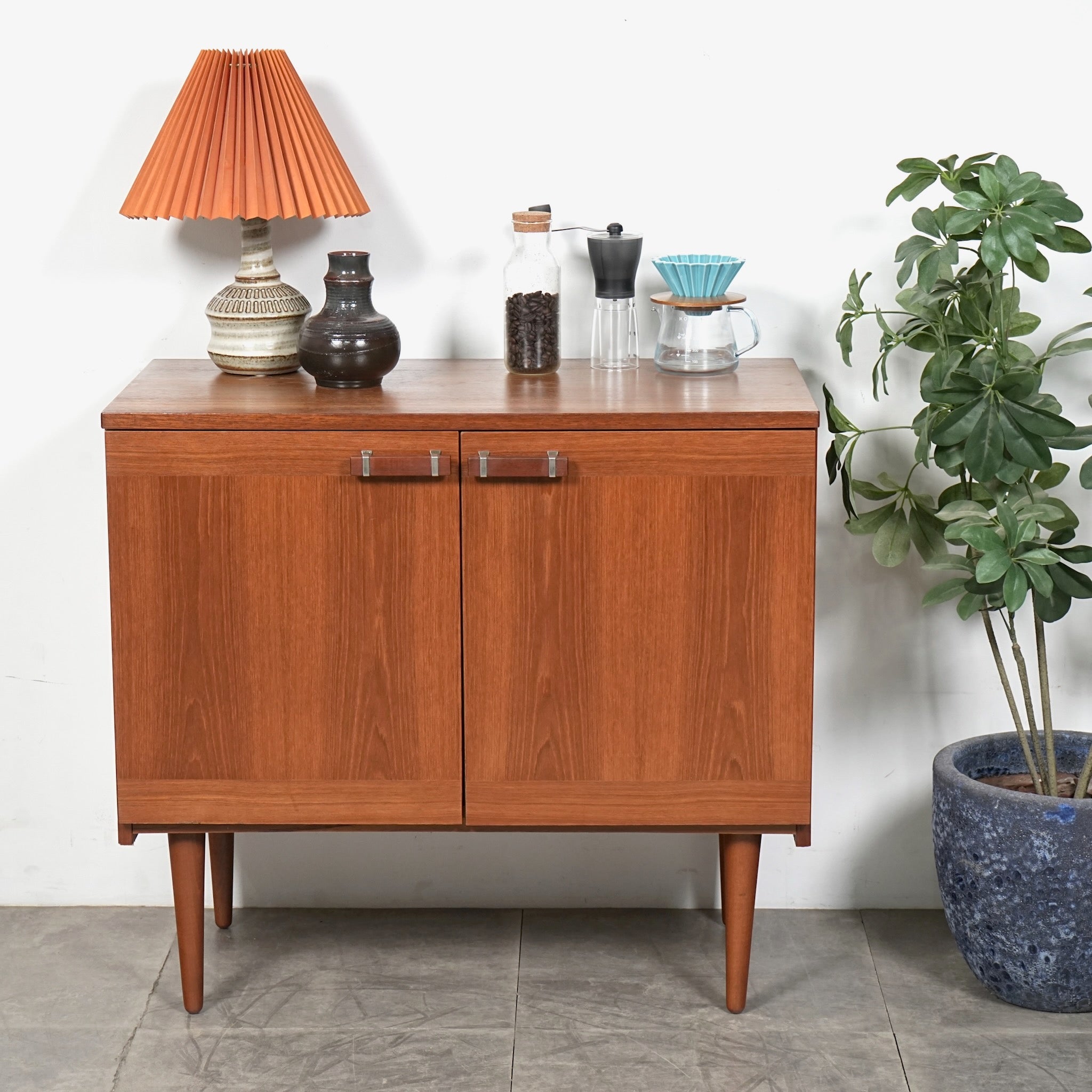 【専用】キャビネット　ヴィンテージ　中古 169424907_o2.jpg?