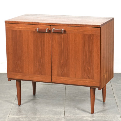 デンマークヴィンテージ キャビネット