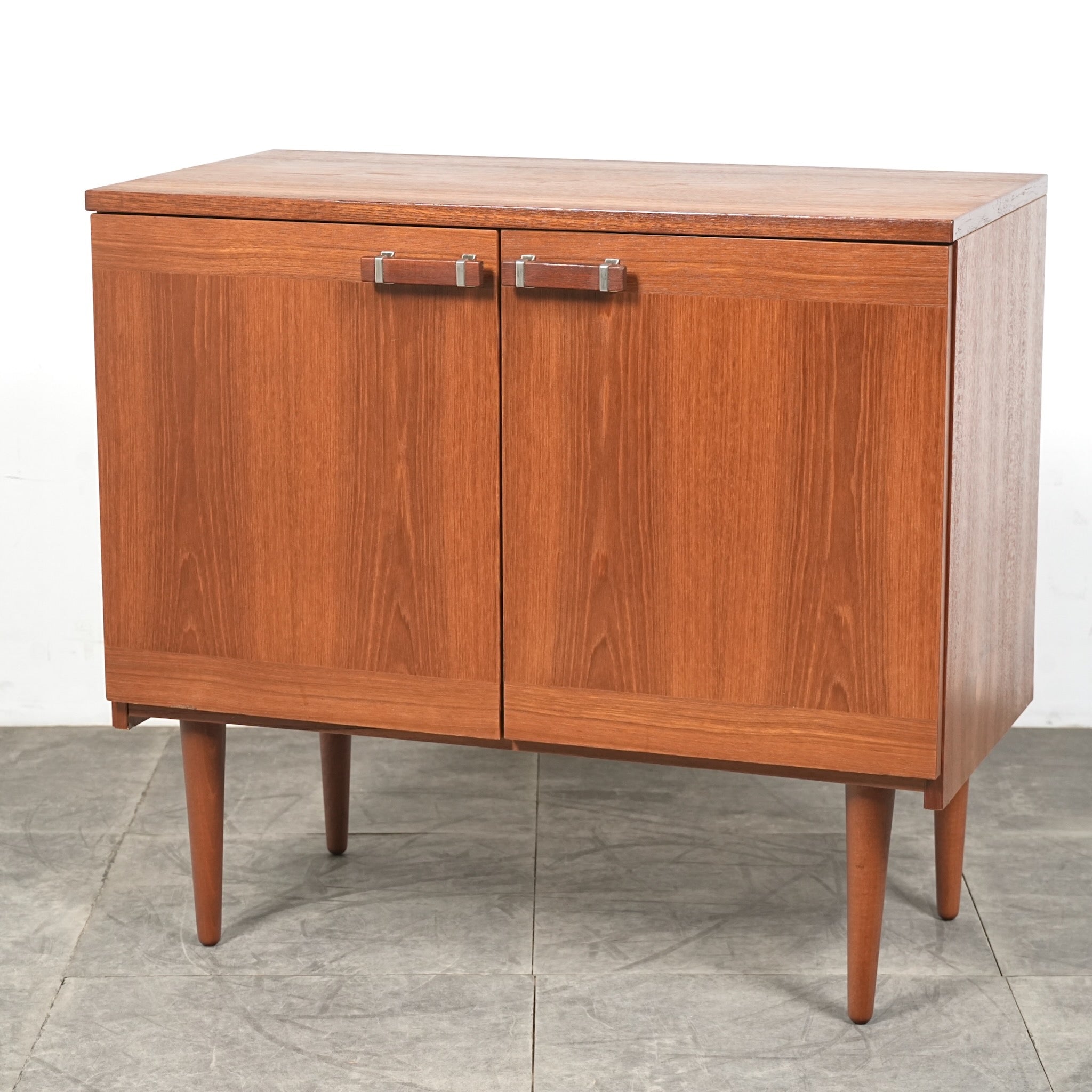 Country Gent 北欧ヴィンテージ　デンマーク　キャビネット Country Gent 北欧ヴィンテージ デンマーク キャビネット Country Gent