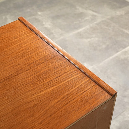 デンマークヴィンテージ ハイチェスト