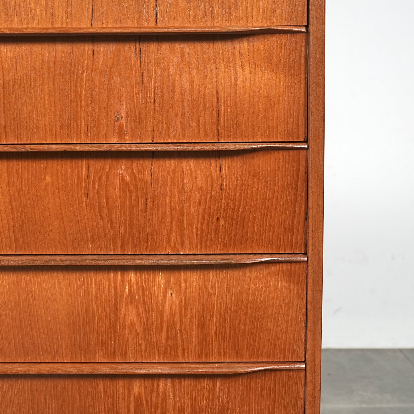 デンマークヴィンテージ ハイチェスト