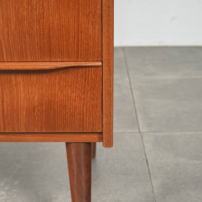 デンマークヴィンテージ ハイチェスト