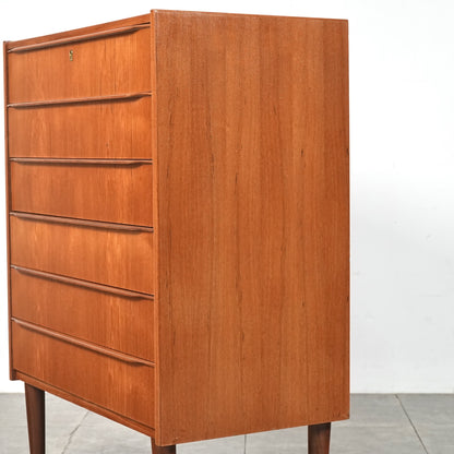 デンマークヴィンテージ ハイチェスト