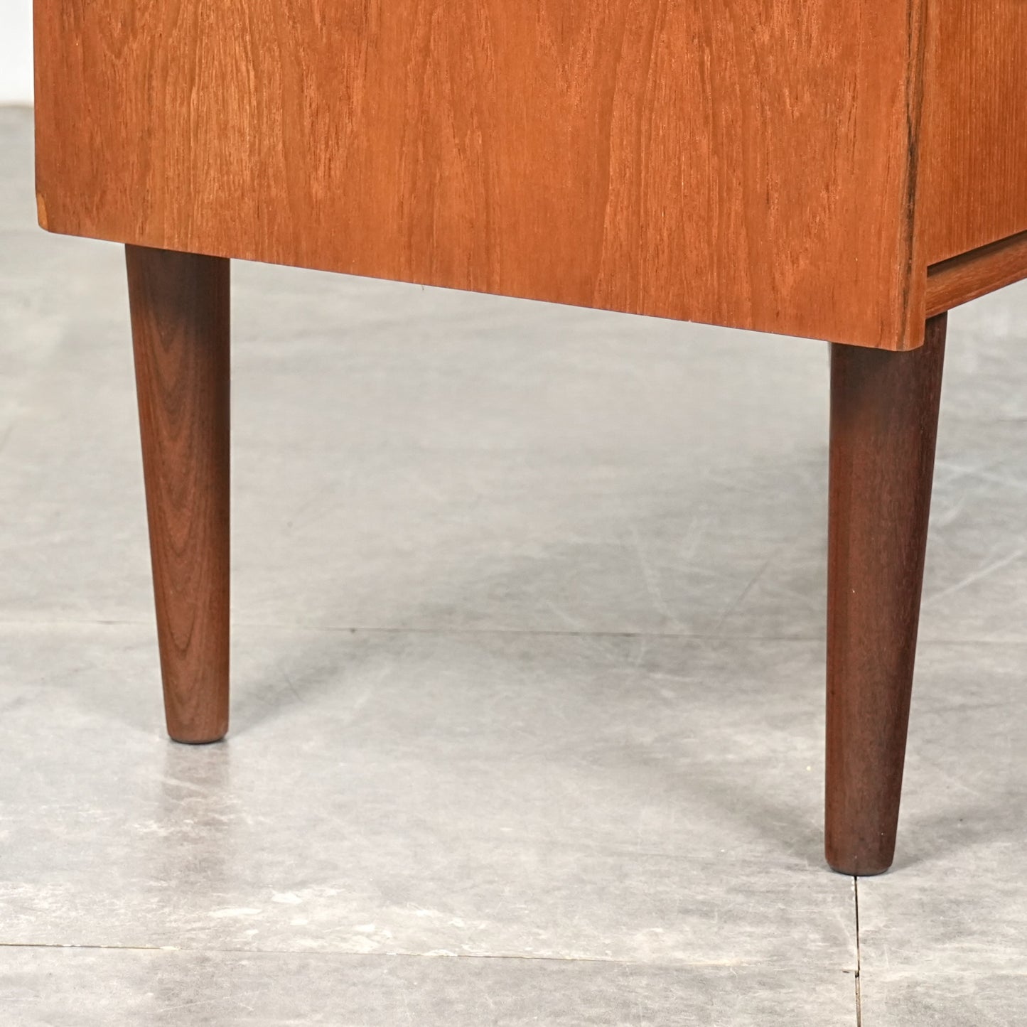 デンマークヴィンテージ ハイチェスト