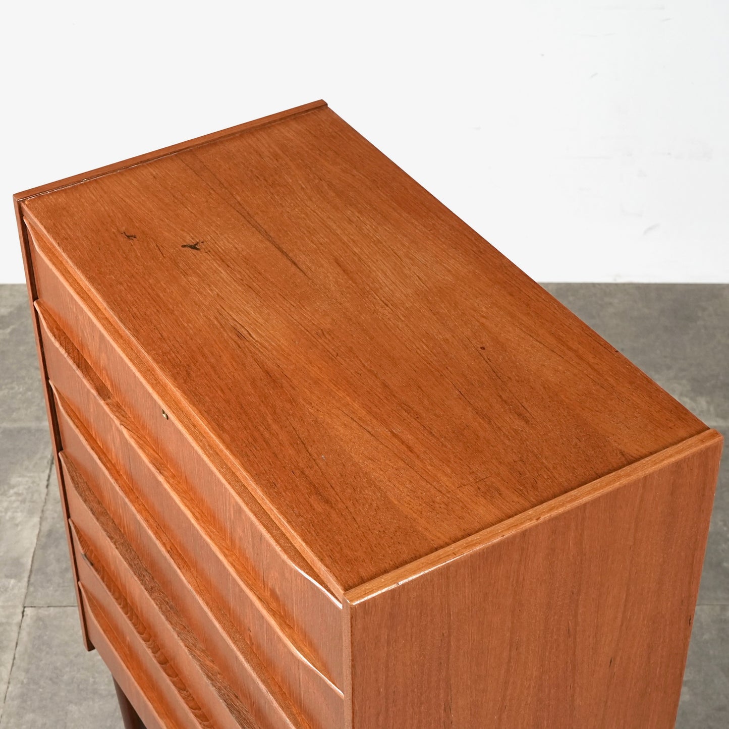 デンマークヴィンテージ ハイチェスト