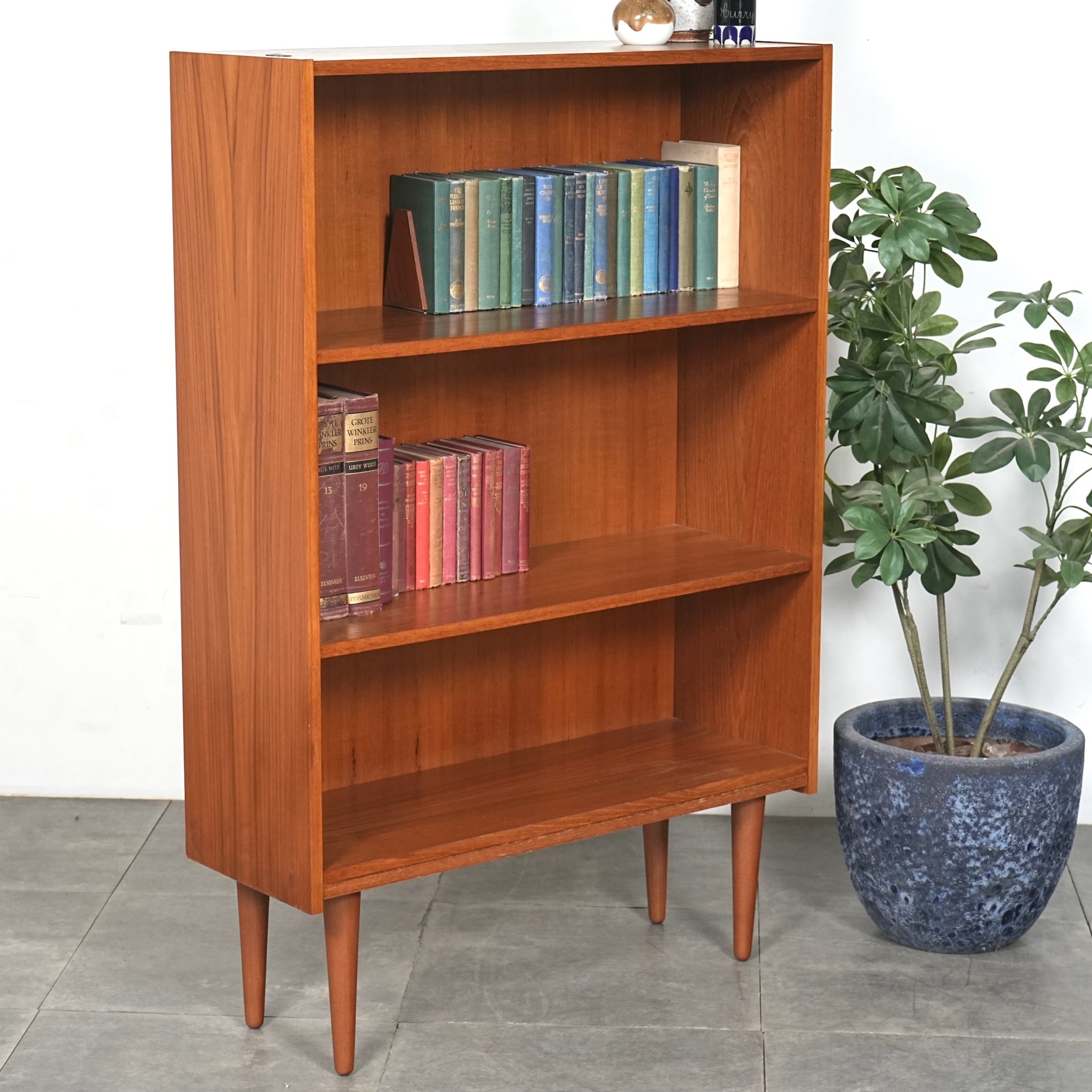 デンマークヴィンテージ ブックシェルフ – TIME HYPE