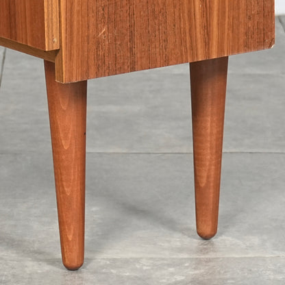 デンマークヴィンテージ キャビネット