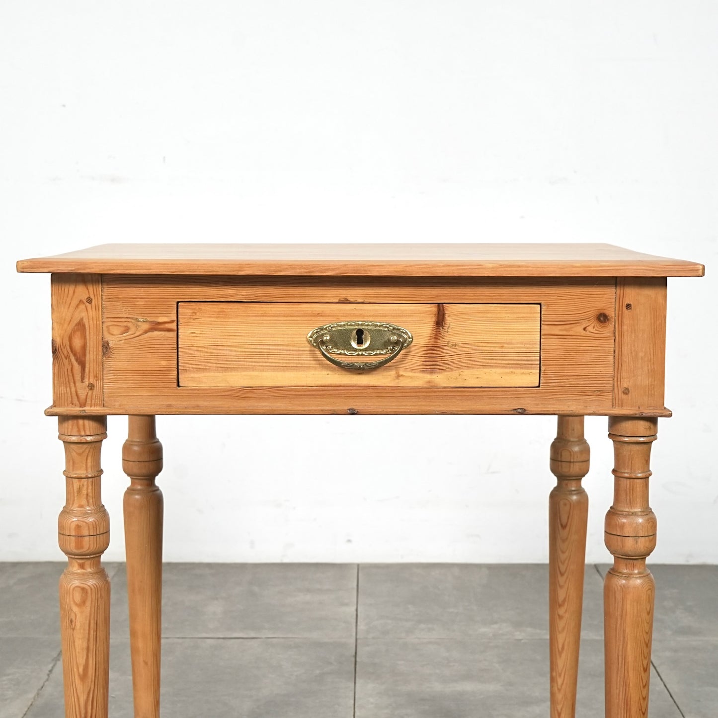 デンマークヴィンテージ サイドテーブル