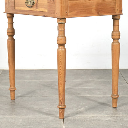 デンマークヴィンテージ サイドテーブル