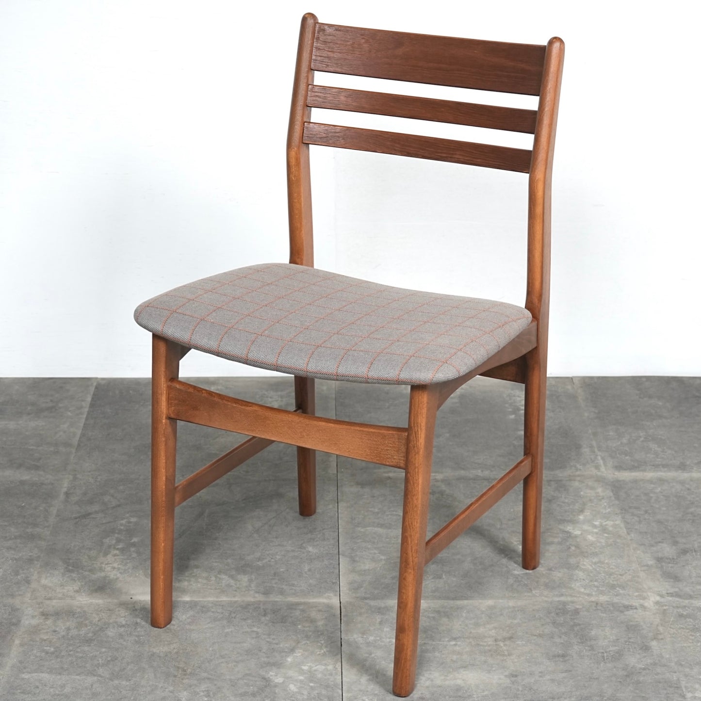 デンマークヴィンテージ ダイニングチェア【張替済】