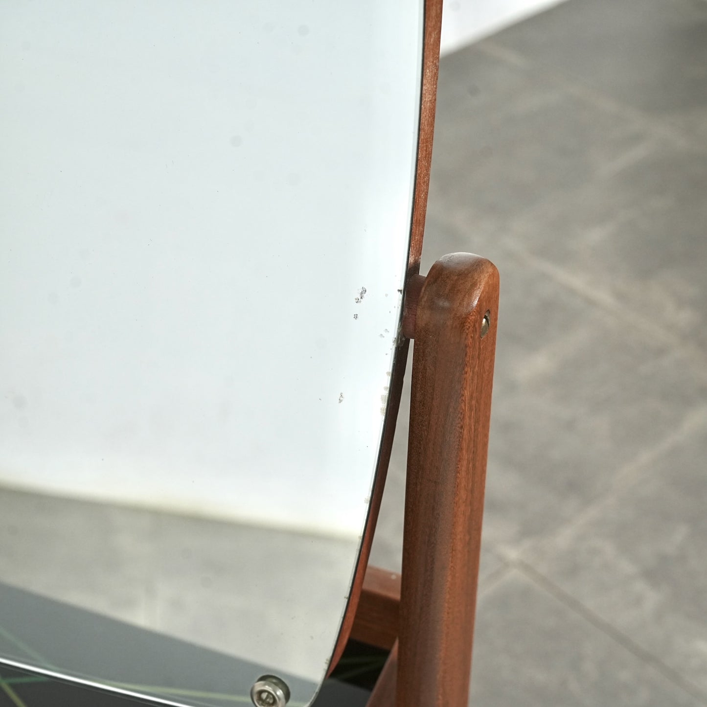 【Olholm Mobelfabrik】ヴィンテージ ドレッサー