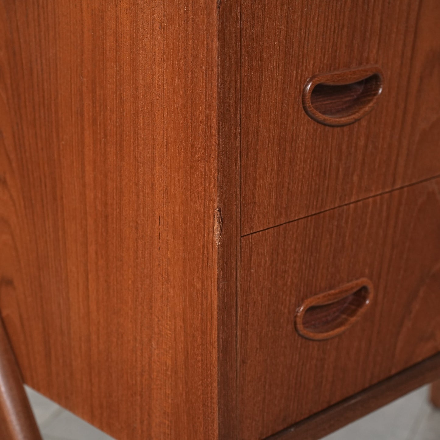 【Olholm Mobelfabrik】ヴィンテージ ドレッサー