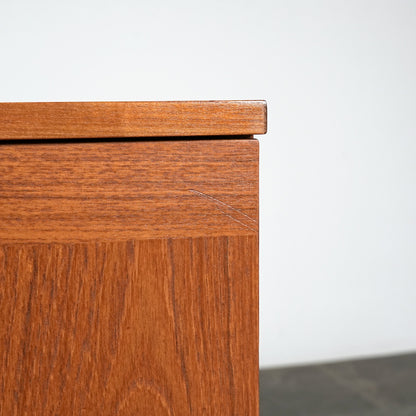 デンマークヴィンテージ キャビネット