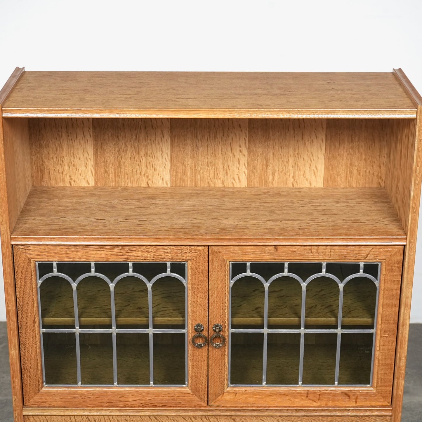 デンマークヴィンテージ ガラスキャビネット