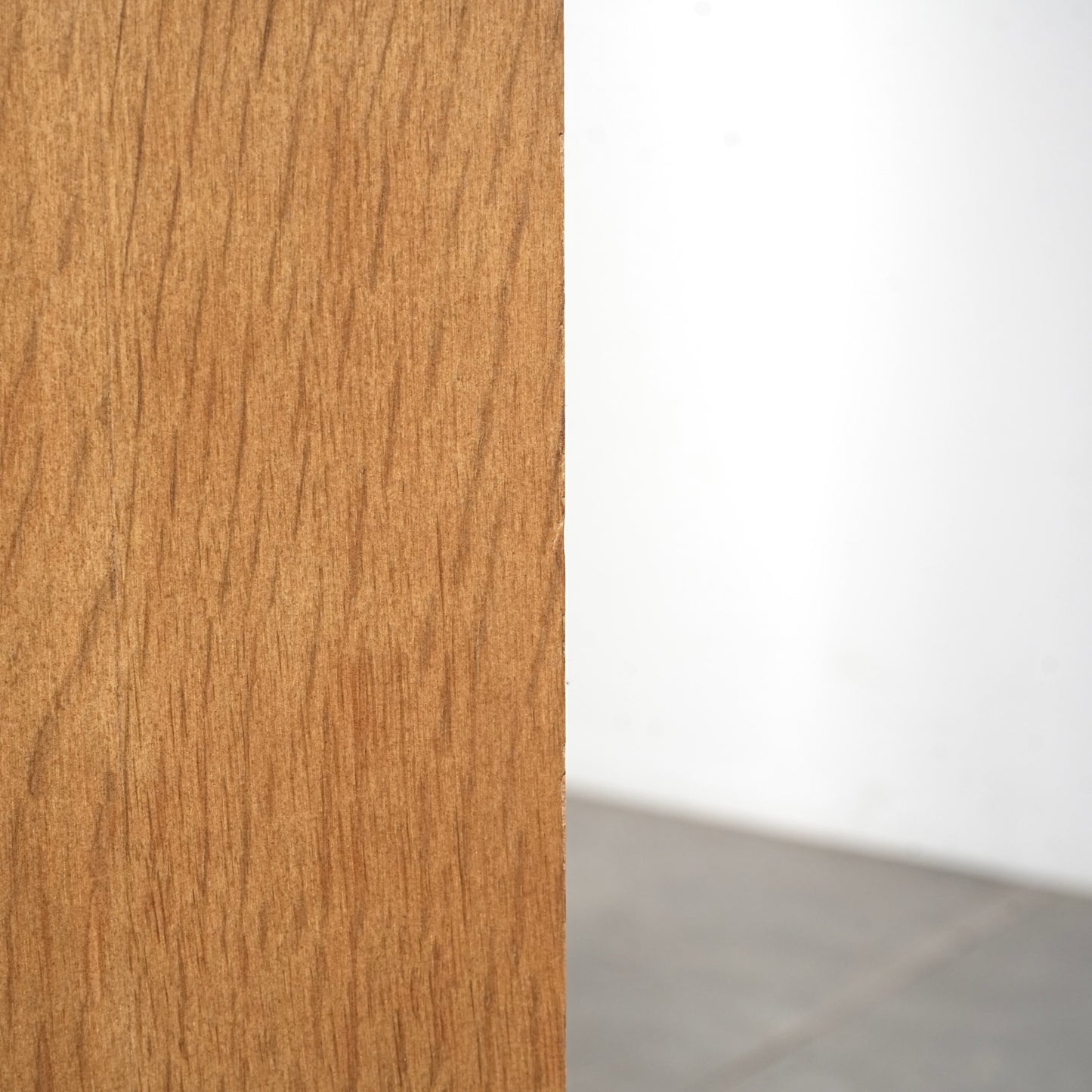 デンマークヴィンテージ ガラスキャビネット