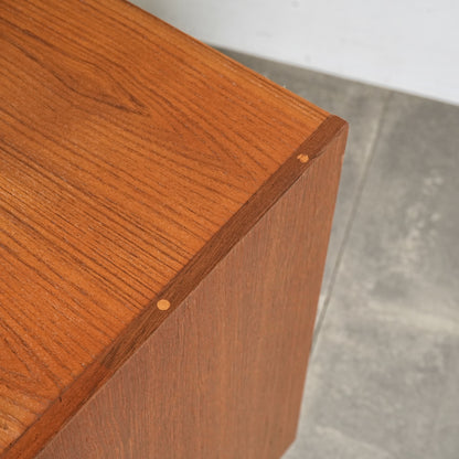 デンマークヴィンテージ キャビネット