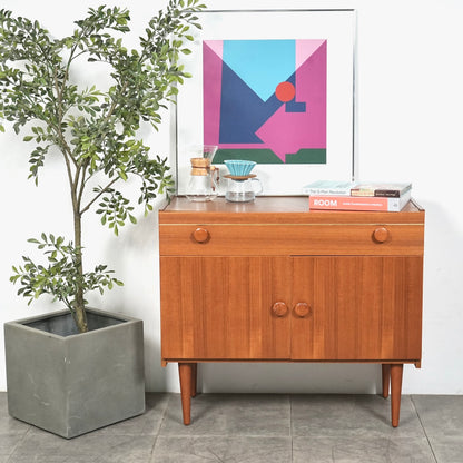 デンマークヴィンテージ キャビネット