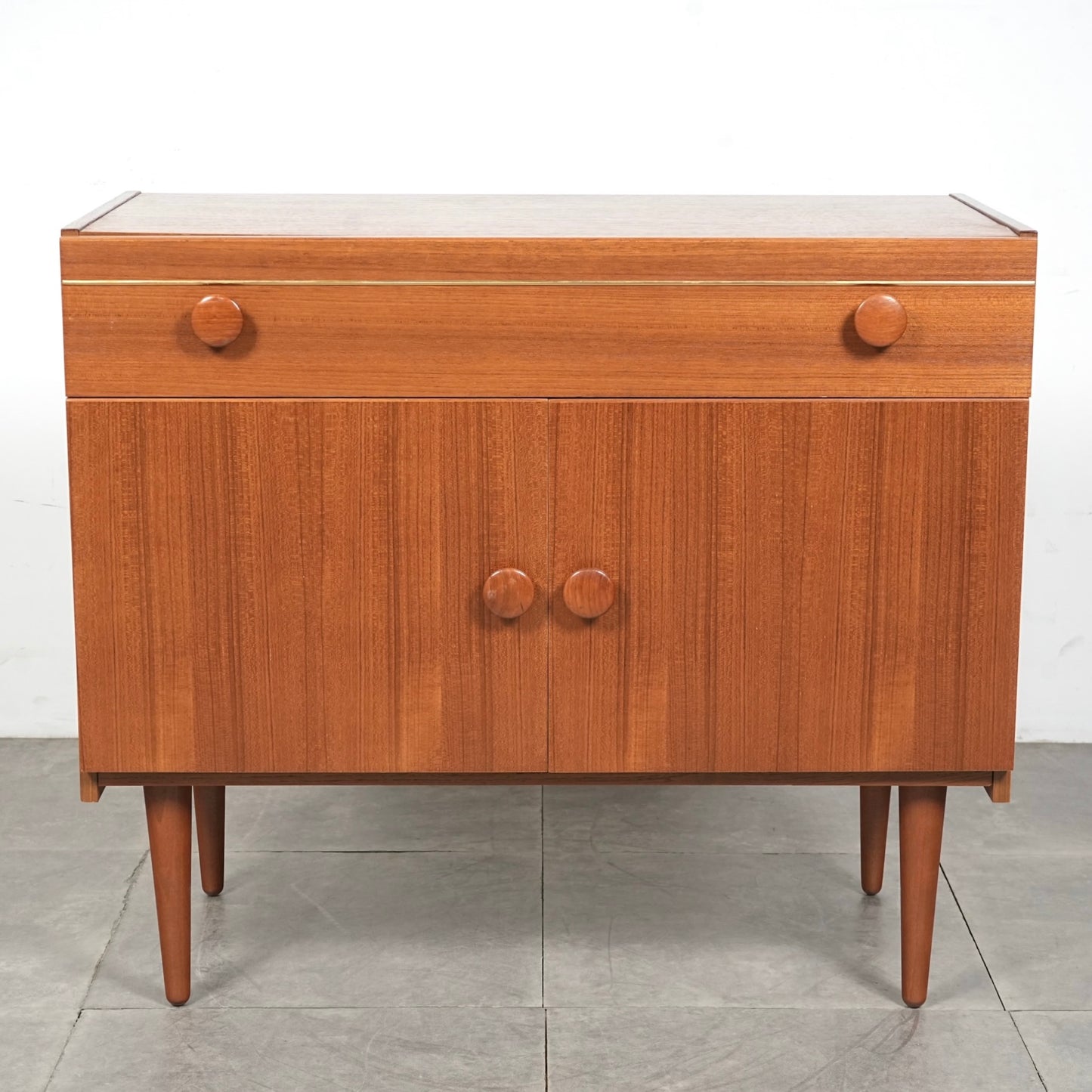 デンマークヴィンテージ キャビネット