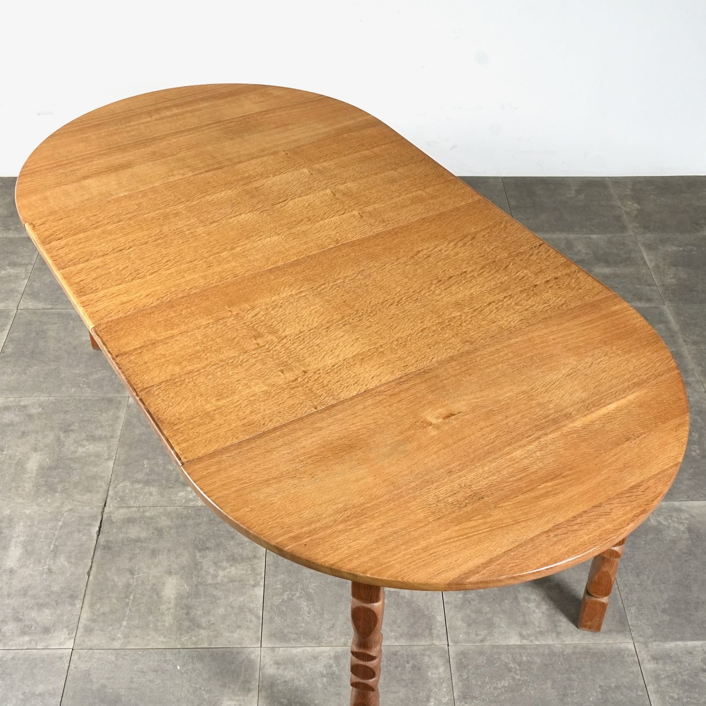 【Henning Kjaernulf】ラウンド エクステンションテーブル