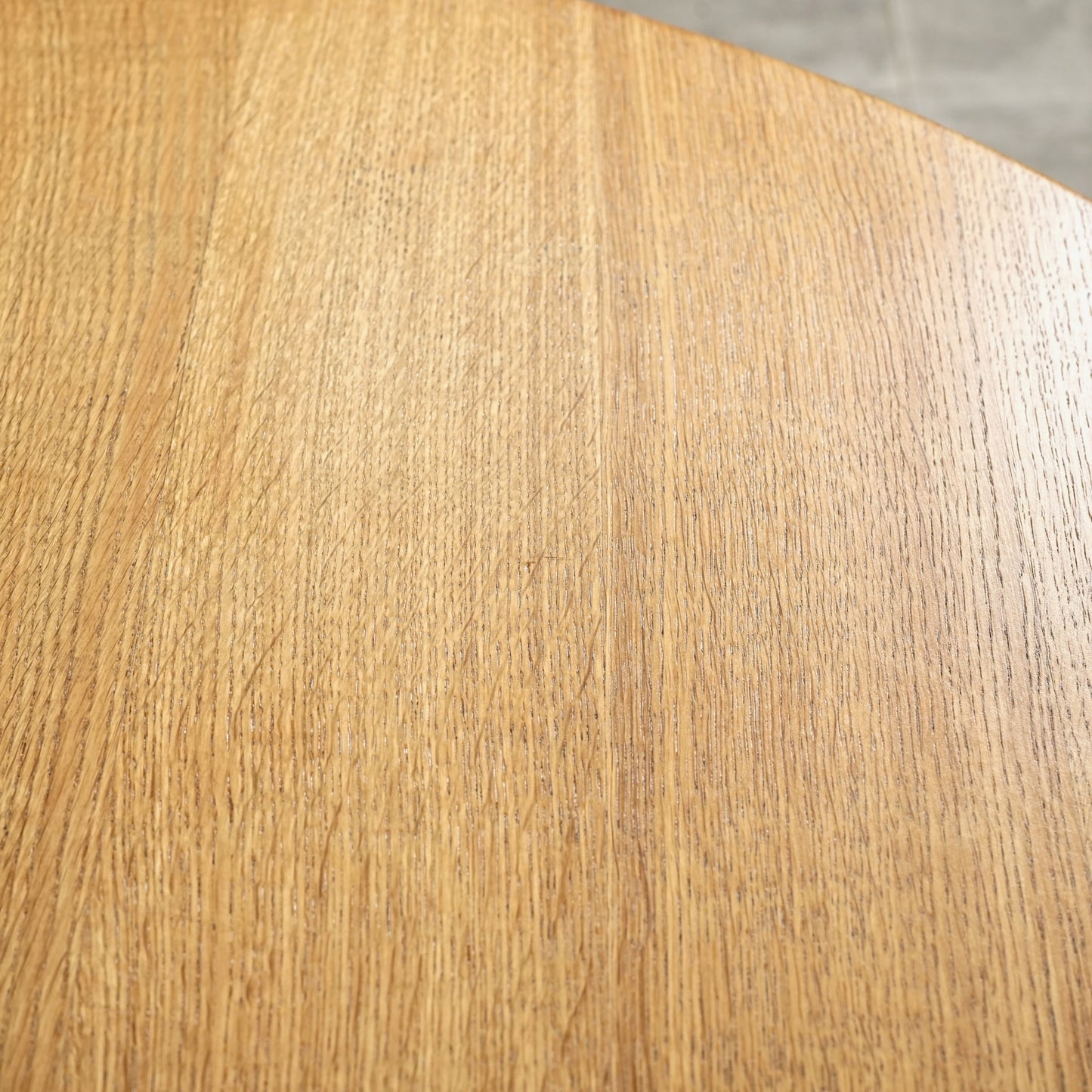 【Henning Kjaernulf】ラウンド エクステンションテーブル